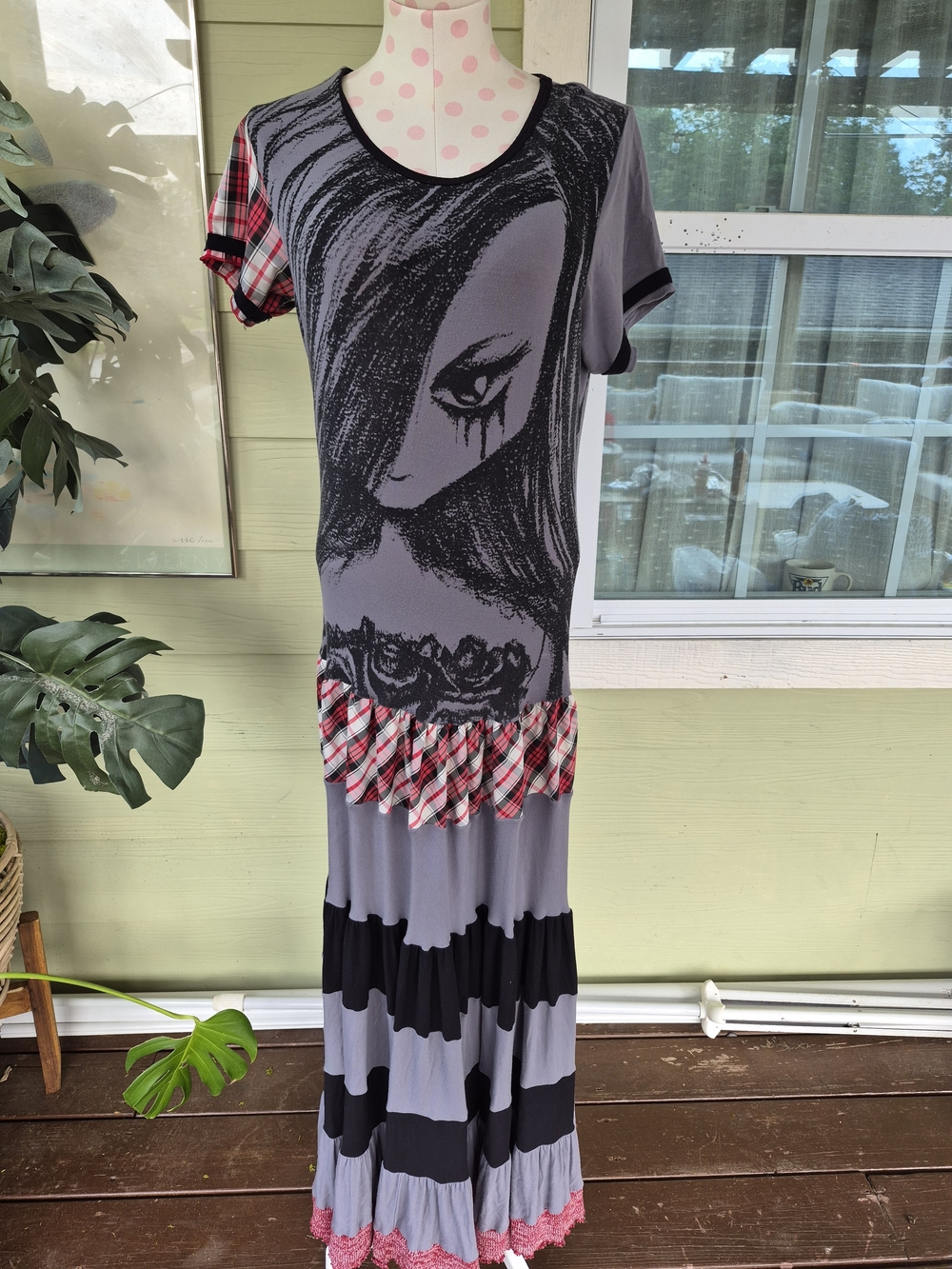 Nuvula Avant-Garde Drop Waist Maxi Dress - Goth Cabaret Plaid Graphic Face Art L